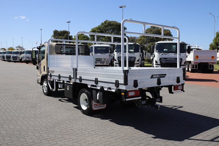 2026 Isuzu Trucks NPR 45/65-175  DT D34 Trade Pack