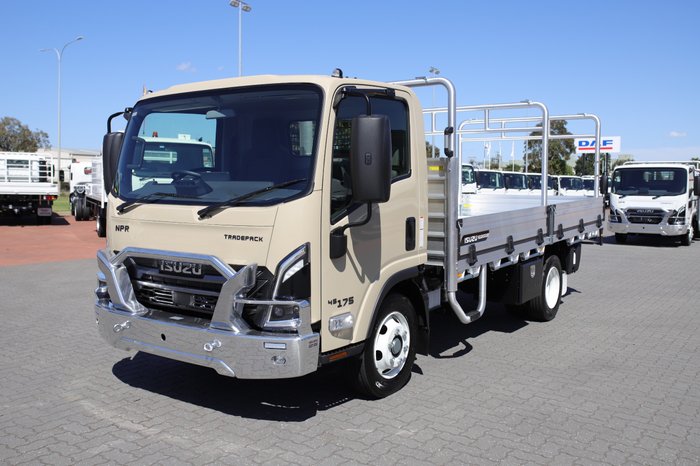 2026 Isuzu Trucks NPR 45/65-175 DT D34 Trade Pack