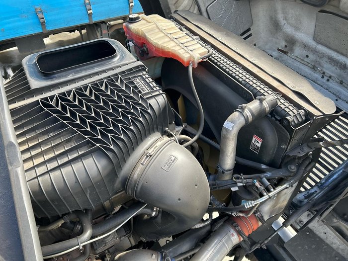 2019 Freightliner Coronado 114 White