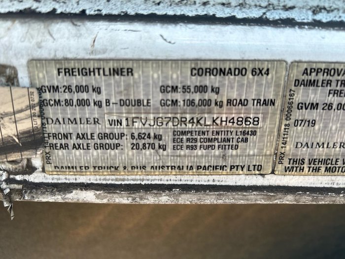 2019 Freightliner Coronado 114 White