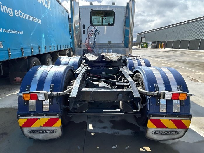 2019 Freightliner Coronado 114 White