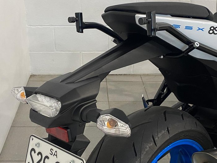 2023 Suzuki GSX-8S GSX-S White