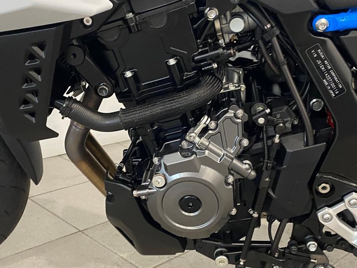 2023 Suzuki GSX-8S GSX-S White