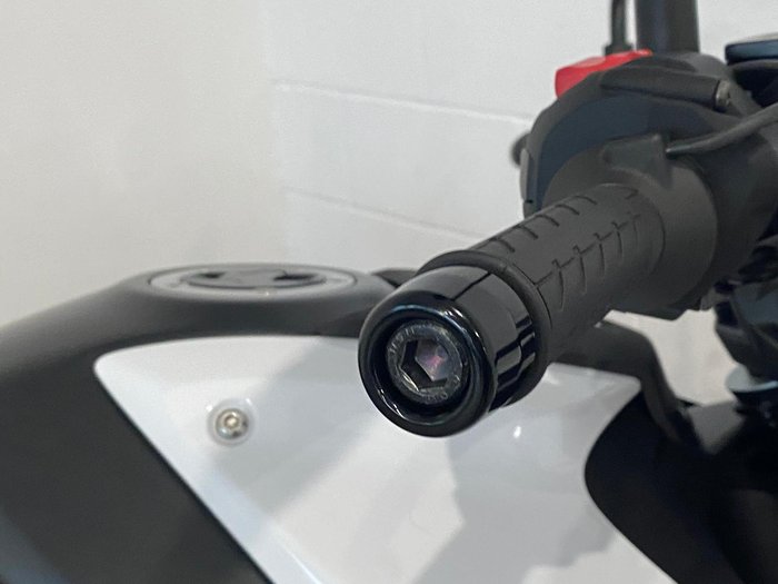 2023 Suzuki GSX-8S GSX-S White