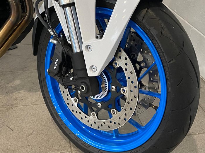 2023 Suzuki GSX-8S GSX-S White