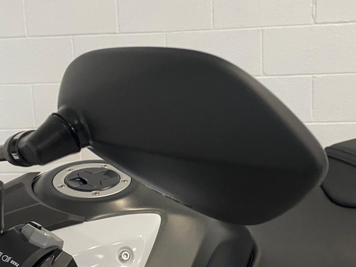 2023 Suzuki GSX-8S GSX-S White