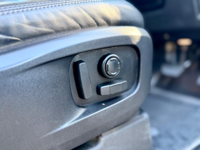 2021 Land Rover Defender 110 P400 SE L663 MY21 AWD Fuji White