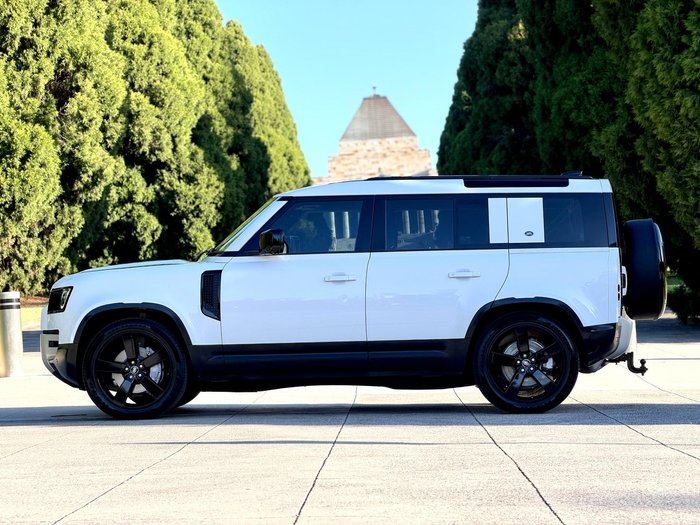 2021 Land Rover Defender 110 P400 SE L663 MY21 AWD Fuji White