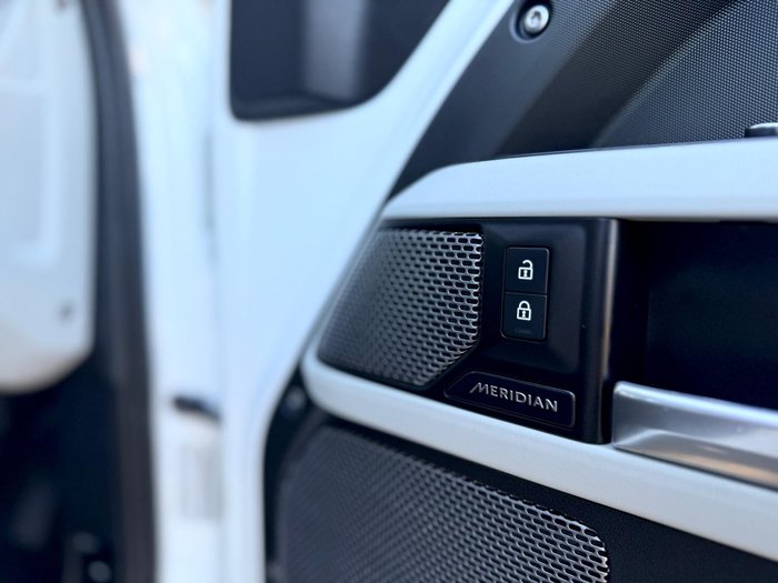 2021 Land Rover Defender 110 P400 SE L663 MY21 AWD Fuji White