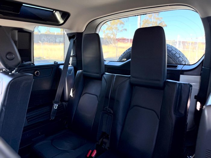 2021 Land Rover Defender 110 P400 SE L663 MY21 AWD Fuji White