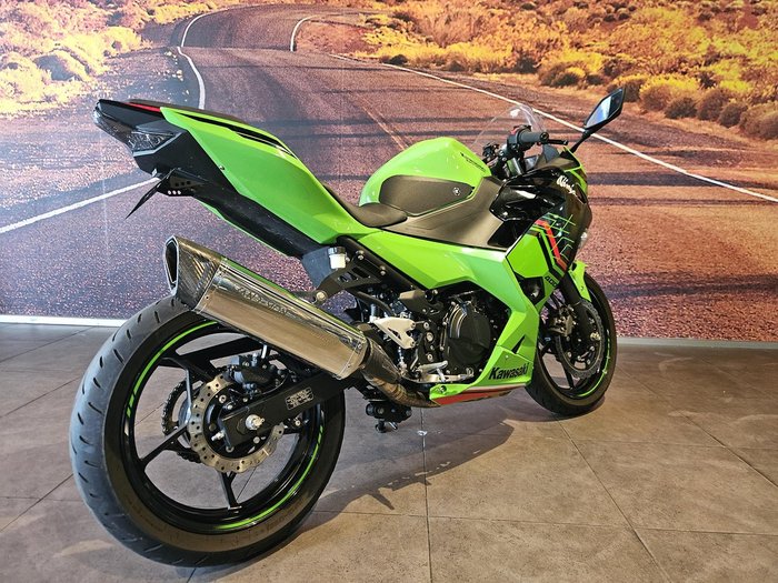 2023 Kawasaki Ninja 400 Special Edition (EX400G) Ninja Green