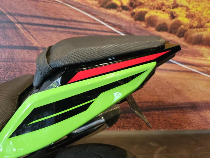 2023 Kawasaki Ninja 400 Special Edition (EX400G) Ninja Green