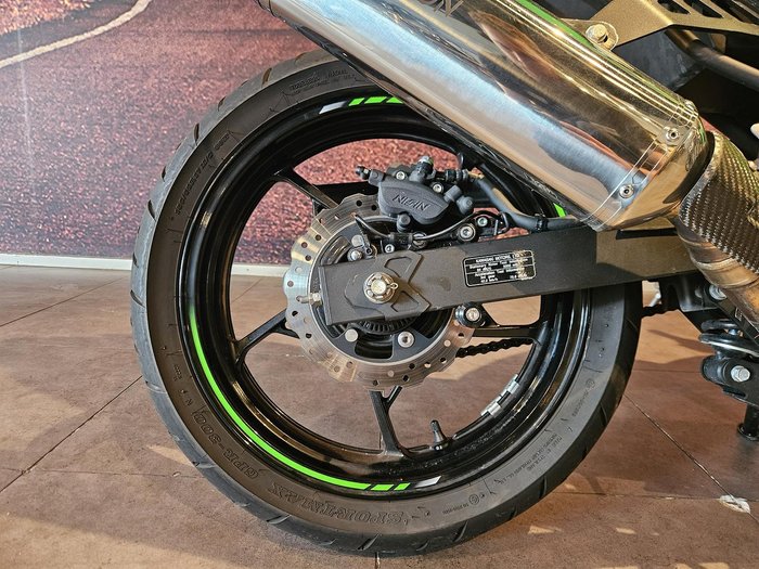 2023 Kawasaki Ninja 400 Special Edition (EX400G) Ninja Green