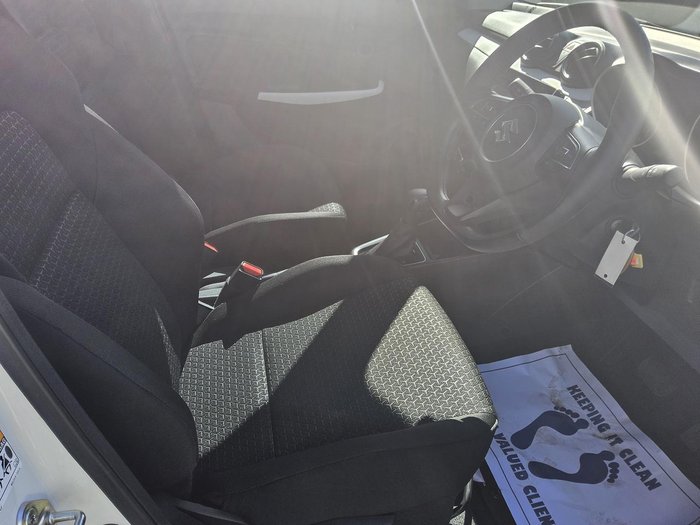 2023 Suzuki Swift GL AZ Series II Pure White