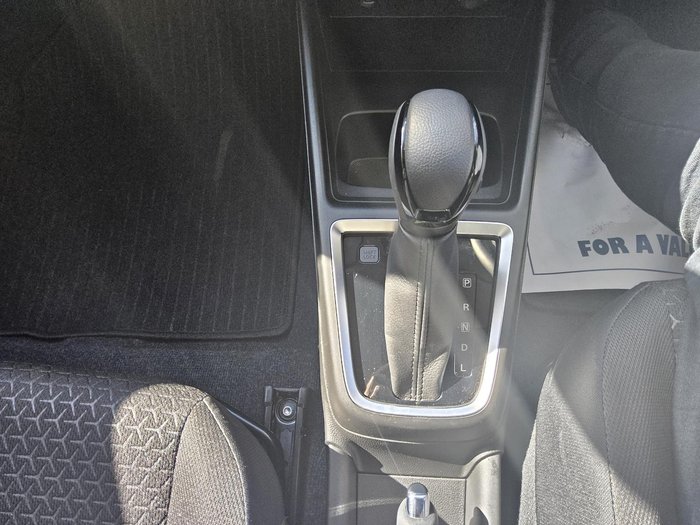 2023 Suzuki Swift GL AZ Series II Pure White