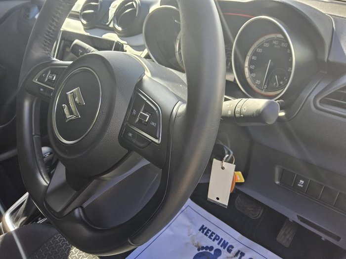 2023 Suzuki Swift GL AZ Series II Pure White