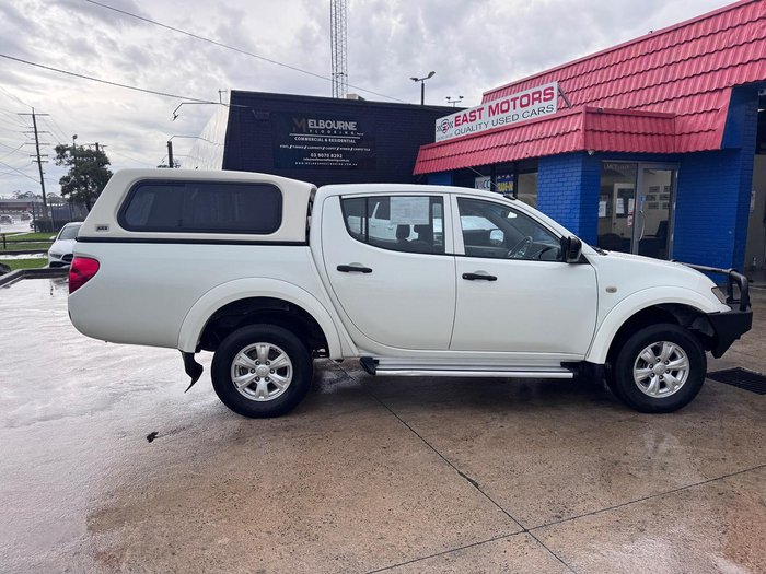 2013 Mitsubishi Triton GLX MN MY14 4X4 Dual Range White