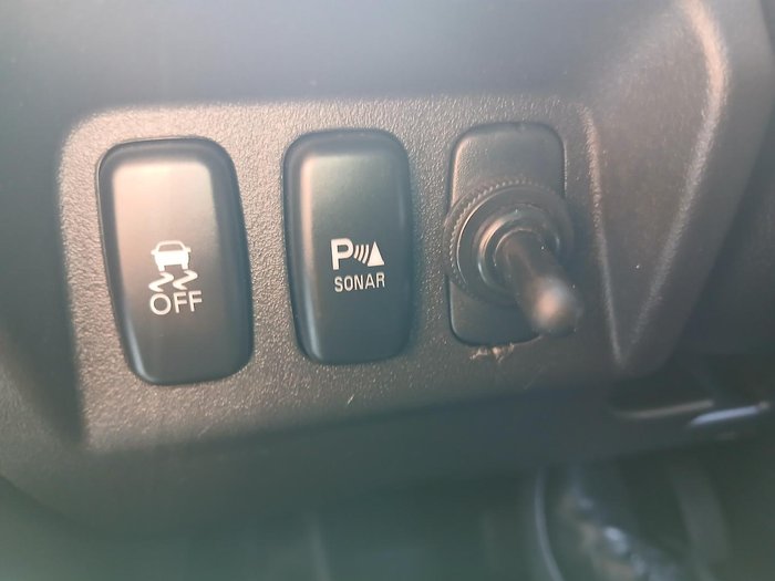 2016 Mitsubishi Pajero GLS