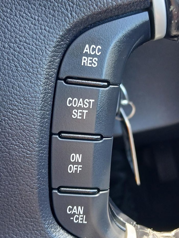 2016 Mitsubishi Pajero GLS