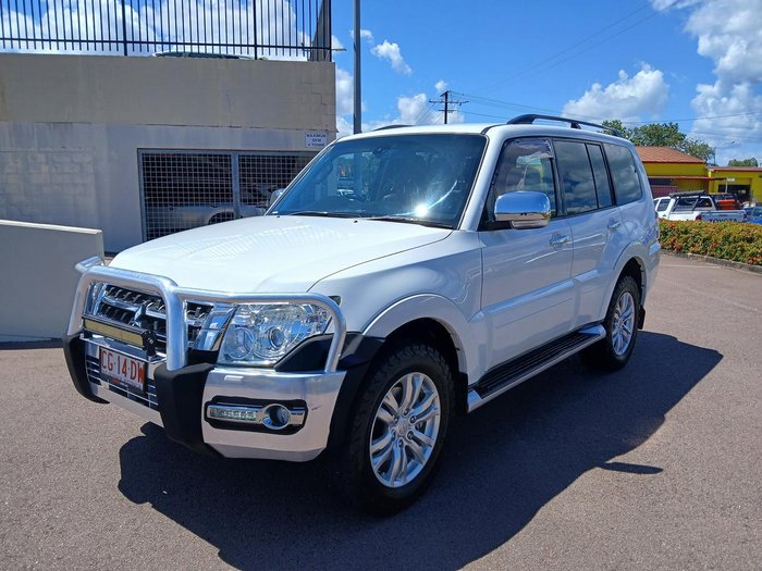 2016 Mitsubishi Pajero GLS