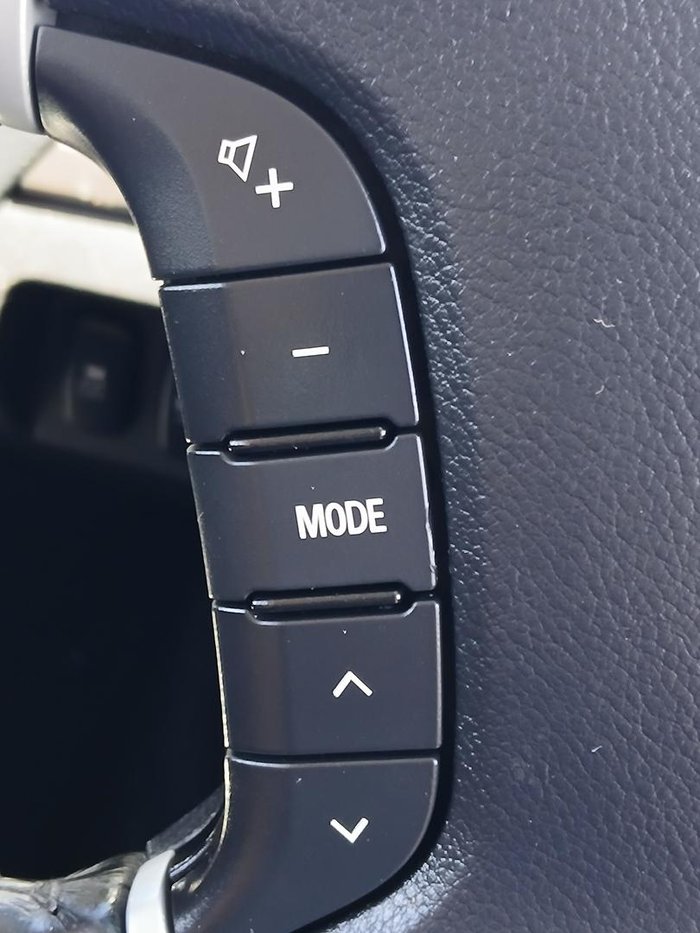 2016 Mitsubishi Pajero GLS