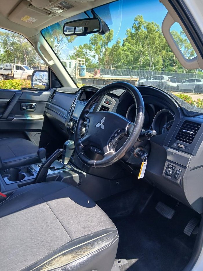 2016 Mitsubishi Pajero GLS