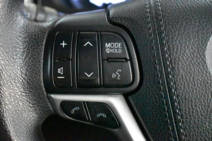 2017 Toyota Kluger GX