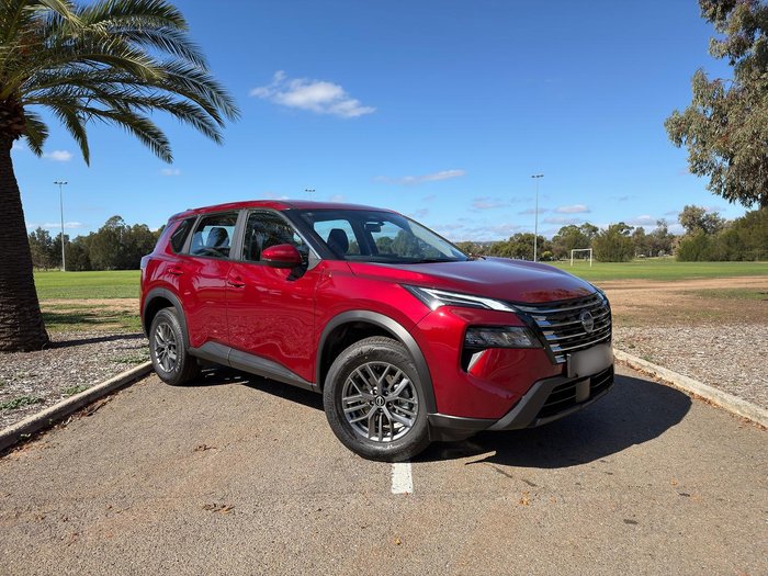 2025 Nissan X-TRAIL ST