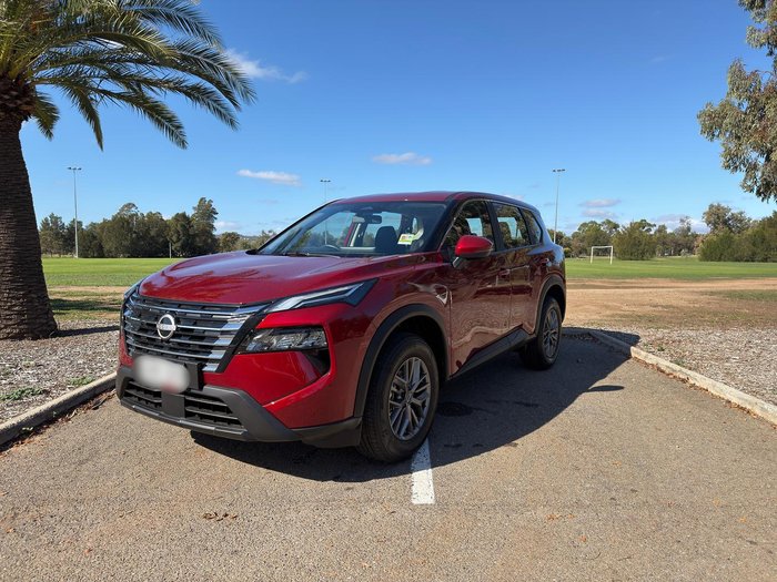 2025 Nissan X-TRAIL ST