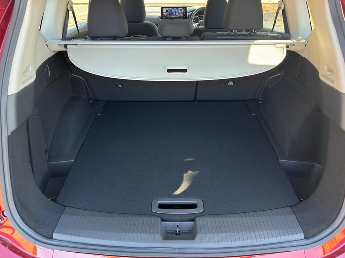 2025 Nissan X-TRAIL ST