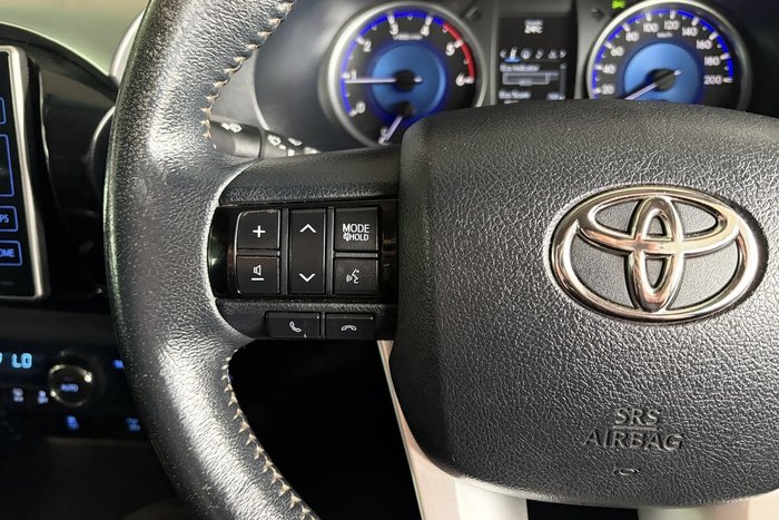 2016 Toyota Hilux SR5