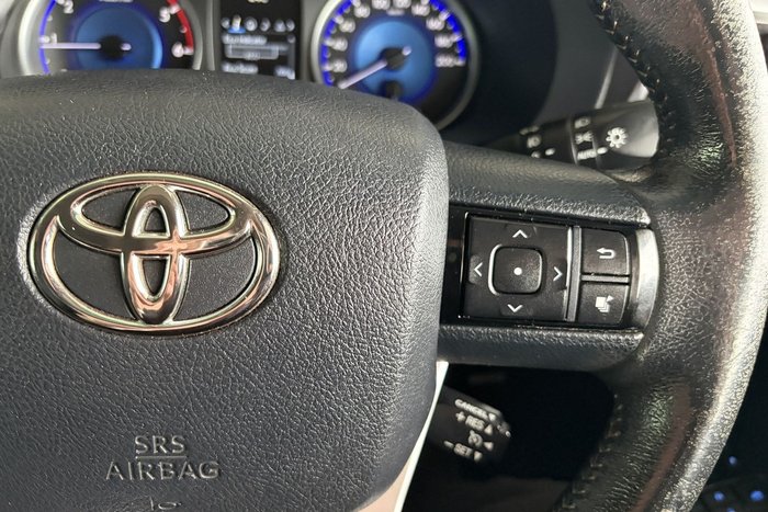 2016 Toyota Hilux SR5