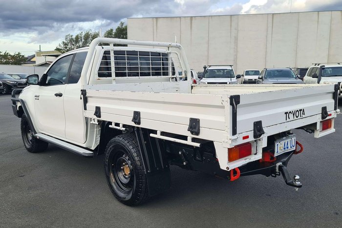 2020 Toyota Hilux SR