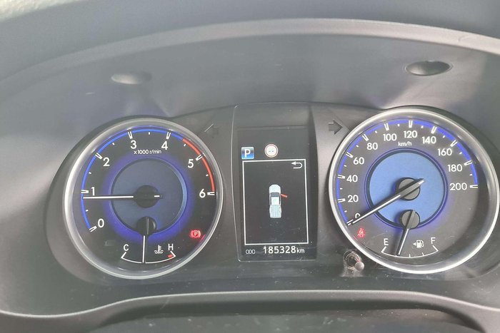 2020 Toyota Hilux SR