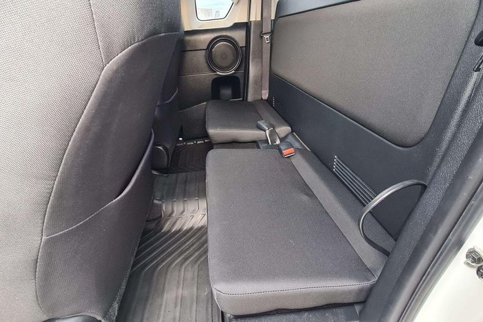 2020 Toyota Hilux SR