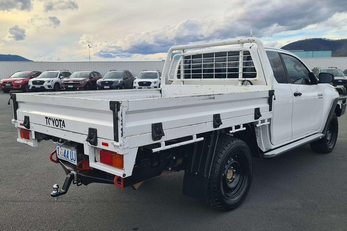2020 Toyota Hilux SR