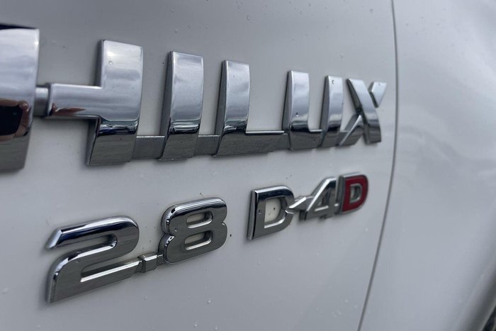 2020 Toyota Hilux SR