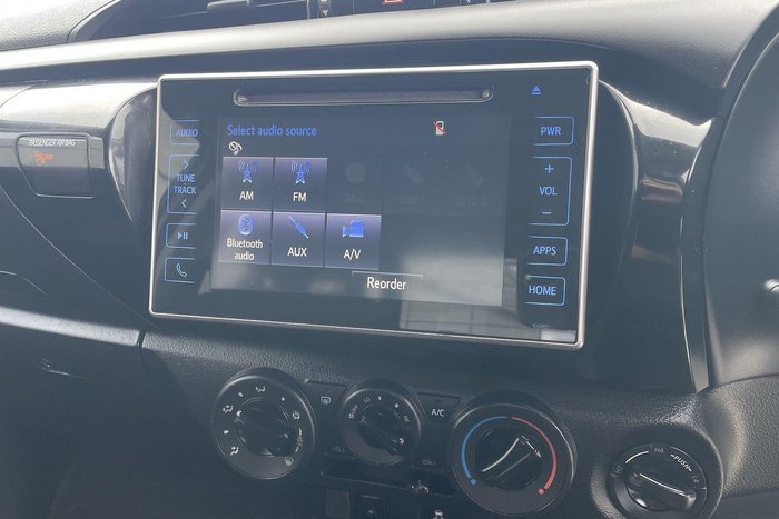 2020 Toyota Hilux SR