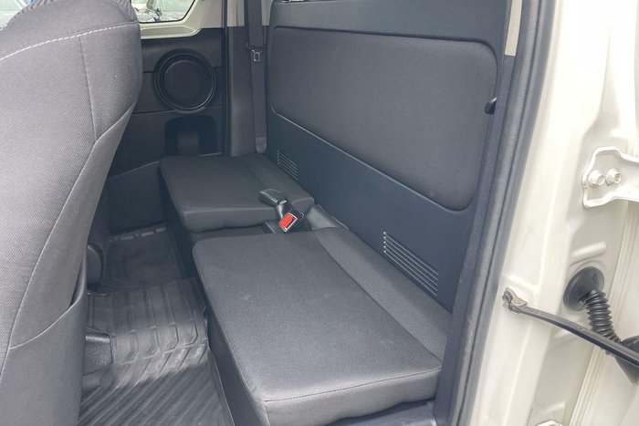 2020 Toyota Hilux SR
