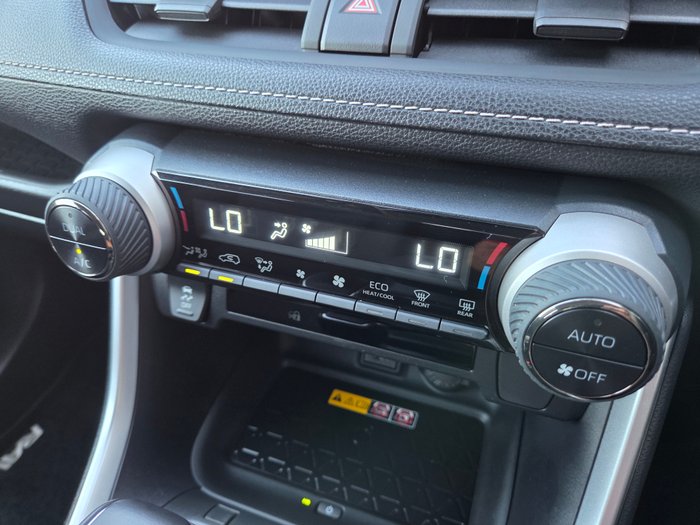 2024 Toyota RAV4 GXL