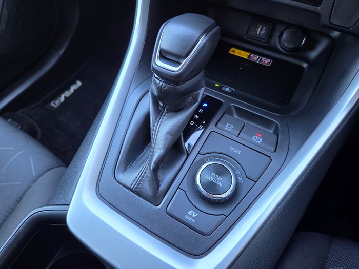 2024 Toyota RAV4 GXL