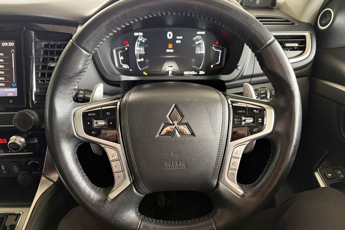 2020 Mitsubishi Pajero Sport Exceed