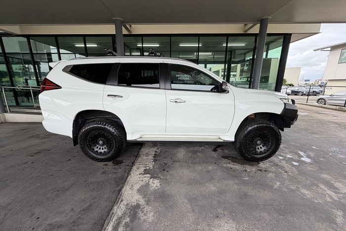 2020 Mitsubishi Pajero Sport Exceed