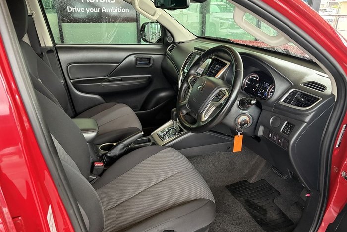 2022 Mitsubishi Triton GLX-R