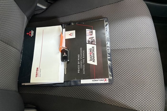 2022 Mitsubishi Triton GLX-R