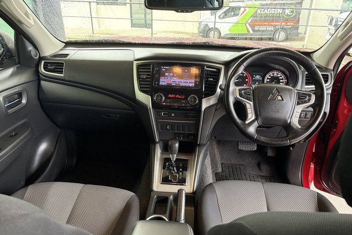 2022 Mitsubishi Triton GLX-R