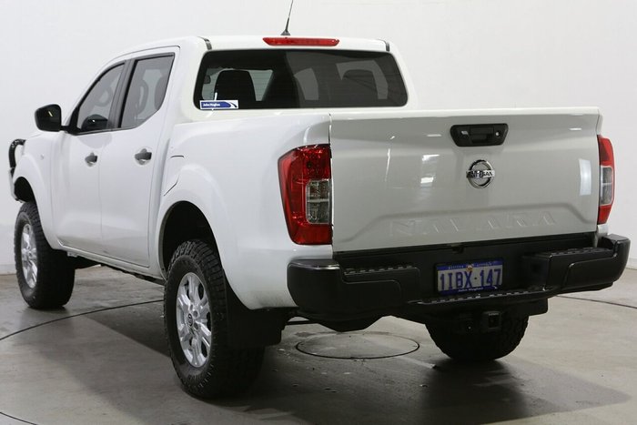 2023 Nissan Navara SL