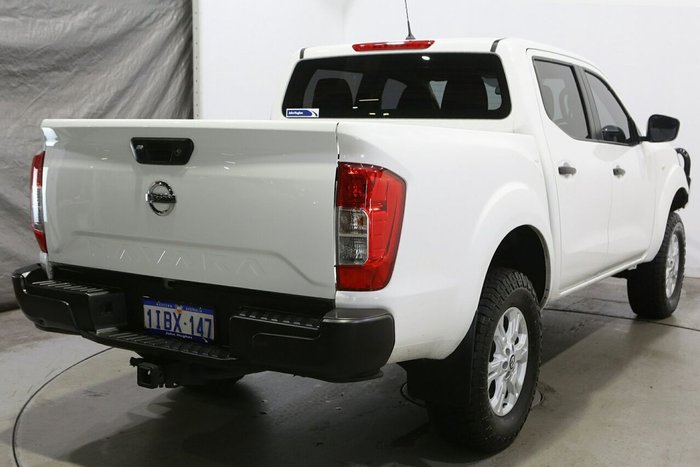 2023 Nissan Navara SL
