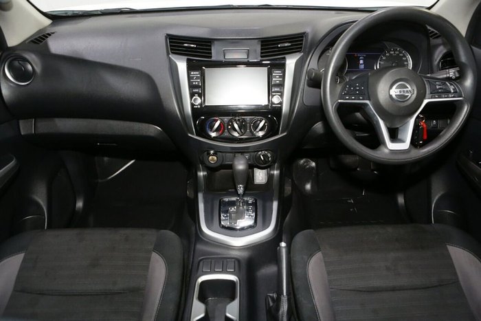 2023 Nissan Navara SL