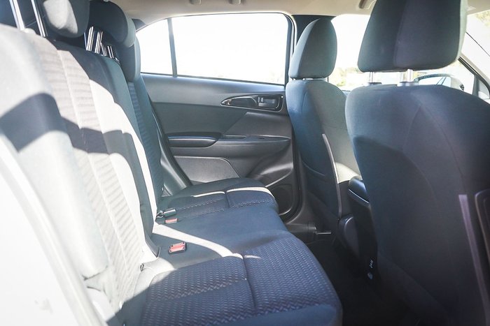 2023 Mitsubishi Eclipse Cross ES